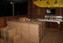 Gelar Sweeping, Satgas Pamtas Yonif Mekanis Raider 411/Divif 2 Kostrad Amankan 3.333 Botol Miras Ilegal