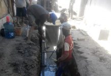 Proyek Saluran Drainase Jawar, Sumberrejo Dikerjakan Tidak Sesuai Speks