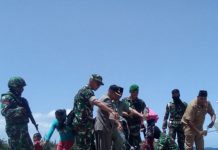 Cegah Peredaran Barang Ilegal, Satgas 734/SNS Gelar Patroli Bersama di Pelabuhan Laleo