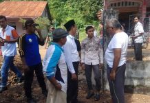 Wabup Aceh Selatan Tgk Amran Meninjau Rumah Tertimbun Longsoran Gunung