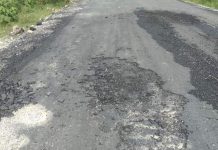 Jalan Trumon Buluh Sema Diduga Dikerjakan Tidak Sesuai Ketentuan