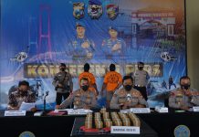 Ditpolairud Polda Jatim Ringkus Dua Tersangka Penjual dan Pembeli Bom Ikan