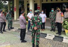 Panglima TNI dan Kapolri Tinjau Vaksinasi Massal Pelaut hingga Pekerja Pelabuhan Tanjung Priok