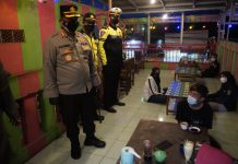 Langgar PPKM Darurat, Belasan Warkop Dan Cafe di Bojonegoro Disegel Petugas Gabungan