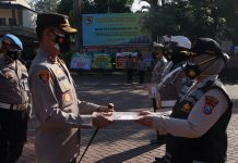 Kapolres Malang Beri Penghargaan Anggota Berprestasi