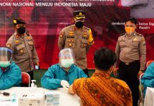 Tinjau Vaksinasi Tahap Dua, Kapolresta Sidoarjo Optimis Segera Terbentuknya Herd Immunity