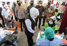 Forkopimda Jatim Cek Langsung Serbuan Vaksinasi Berbasis Pekerja di Sidoarjo