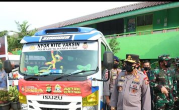 Kapolri Gelar Posko PPKM di Pasar, pastikan perekonomian dan protokol kesehatan berjalan.