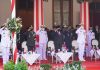 Pangdivif 2 Kostrad Hadiri Upacara Peringatan Detik-Detik Proklamasi Kemerdekaan Ke-76 RI di Gedung Grahadi Surabaya