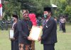 Hadiri Upacara HUT Kab. Bangkalan Ke 490, AKBP Alith Selipkan Pesan Persatuan dan Tingkatkan Sinergitas
