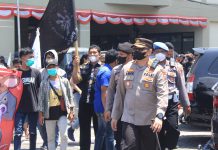 Kapolres Pasuruan Pimpin Pengamanan Unjuk Rasa dengan pendekatan Persuasif, Humanis Berujung Damai Kondusif