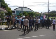 Tabung Gas Elpiji 3 Kilogram Langka, Warga Muba Demo Depan Kantor Pemkab