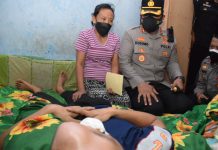 Kepedulian Kapolresta Sidoarjo pada Warga Sakit Tumor di Barengkrajan Krian