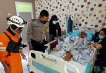 Polisi Beri Keterangan Terkait Kebakaran Sebuah Kios Bensin Eceran di Donomulyo