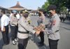 Puluhan anggota berprestasi, menghantarkan raih penghargaan dari Kapolres Pasuruan Kota