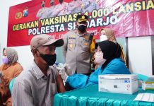 Polresta Sidoarjo Masifkan Vaksinasi 1.000 Lansia Menyasar Pedesaan