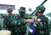 Kasdivif 2 Kostrad Berikan Jam Pimpinan Pada Latihan Amphibious Pontoon Yonzipur 10/JP/2 Kostrad