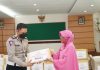 Bhayangkari Cabang Malang Salurkan Bantuan kepada Pengungsi Dampak Erupsi Gunung Semeru di Kecamatan Pronojiwo