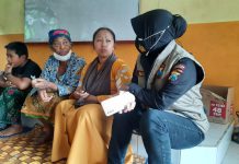 Tim Trauma Healing Polres Malang Lakukan Pendampingan Psikososial Terhadap Korban Erupsi Gunung Semeru