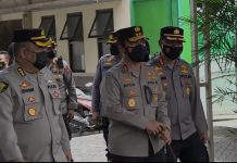 Kapolda Jatim Meninjau Posko DVI di RS Bhayangkara Tirta Yatra Lumajang