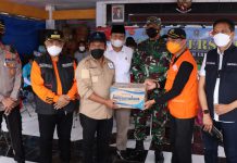 Forkopimda Kabupaten Malang Salurkan Bantuan Sosial Terdampak Erupsi Semeru di Pronojiwo