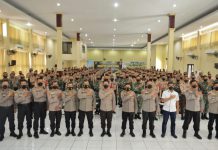 Kapolda Jatim Beri Pembekalan Siswa Diktuk Bintara Polri dan Dikmaba TNI AD di SPN Mojokerto