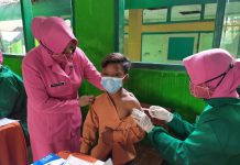 Maksimalkan Pencapaian Vaksinasi, Polres Sampang Kerahkan Bhayangkari Menjadi Sukarelawan Vaksinator Covid-19