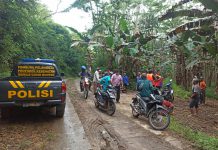 Diduga Terseret Arus Sungai, Polsek Sumawe dan Tim SAR Berupaya Cari Nenek Mianti