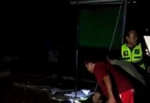 Aksi Heroik Kapolsek Singosari Bersama Satpam Evakuasi Korban Tanah Longsor
