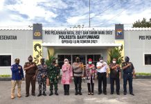 Polresta Banyuwangi Bawa Suasana Mapolresta di Pos Pelayanan Nataru ASDP Ketapang