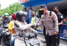 Antisipasi Omicron, Filter Perbatasan Sidoarjo dengan Razia Vaksin dan Edukasi Prokes