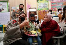 Selamatkan Anak Bangsa, Polda Jatim Terus Gelar Vaksinasi Anak