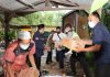 Kapolres Malang Salurkan Sembako untuk Warga Terdampak Lockdown di Singosari
