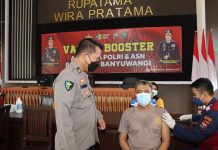 Polresta Banyuwangi Gencarkan Vaksinasi Booster untuk Anggota