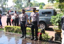 Polres Malang Terima 2 Anjing Pelacak dari Kapolresta Malang Kota