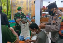 Pasukan Pamor Keris Polres Pamekasan Gencar Operasi Prokes ke Cafe dan Pertokoan, Tekan Penyebaran Covid-19