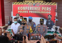 Klarifikasi Video Viral, Kapolres Probolinggo : 1537 TPS Pilkades Serentak Berlangsung Aman dan Tertib