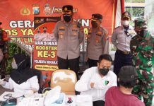 Polresta Sidoarjo Gelar Vaksinasi Booster di Terminal Purabaya Bungurasih