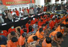 Polrestabes Surabaya Gulung Puluhan Pelaku Kriminal