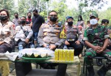 Percepat Vaksinasi Booster, Kapolres Pasuruan Mendorong Vaksinasi Di Kebun Raya Purwodadi dan Ikuti Zoom Meeting Bersama Kabaintelkam Polri