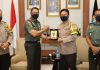 Tingkatkan Sinergitas TNI-Polri, Kapolda Jatim Sambut Hangat Kunjungan Kehormatan Pangdiv II Kostrad