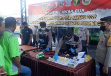 Wujudkan Keselamatan Mudik Lebaran 2022, Sat Narkoba Polres Pasuruan Lakukan Tes Urine Di Terminal Bus Pandaan