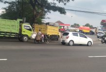 Imbas kebijakan, Antrian Kendaraan Juga Terjadi di SPBU Suwayuwo Sukorejo