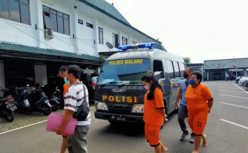 Penyidik Satreskrim Polres Malang Serahkan 3 Jaksa Gadungan ke Kejaksaan Negeri Malang