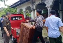 Diduga Terjadi Konflik Internal Pengurus Yayasan, Ponpes Darul Istiqomah Godong Ditutup, Puluhan Wali Santri Berdatangan