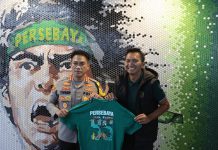 Kapolrestabes Surabaya Ajak Bonek Merayakan Anniversary 95 th Persebaya Nobar di Mako Polrestabes