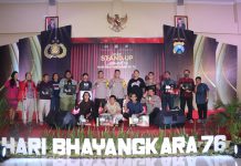 Lomba Stand Up Comedy Polresta Sidoarjo Meriahkan Hari Bhayangkara ke-76