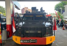 Kapolda Jatim Perintahkan Seluruh Jajaran Memasang Bendera Merah Putih Sejak 1 Agustus 2022