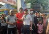 Wakil Walikota Pasuruan Berangkatkan Peserta Jalan Sehat BKM dan Karang Taruna Kelurahan Wirogunan