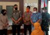 Danramil 0819/21 Purwosari Kapten Arh Indar Sumarsono Dampingi MENSOS Berikan Santunan Pada Ahli Waris Korban Tragedi Kanjuruhan